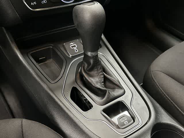2020 Jeep Cherokee Latitude Diamond Black Crystal Pearlcoat at Auto Boutique Texas