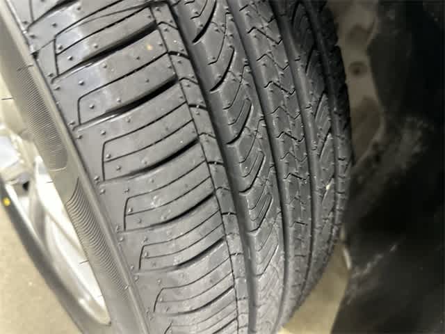 2019 Jeep Cherokee Latitude Plus Light Brownstone Pearlcoat at Turner Chevrolet