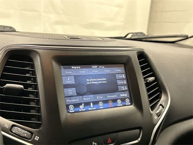 2019 Jeep Cherokee Latitude Plus Light Brownstone Pearlcoat at Turner Chevrolet
