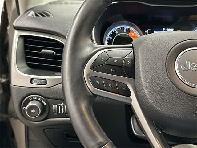 2019 Jeep Cherokee Latitude Plus Light Brownstone Pearlcoat at Turner Chevrolet