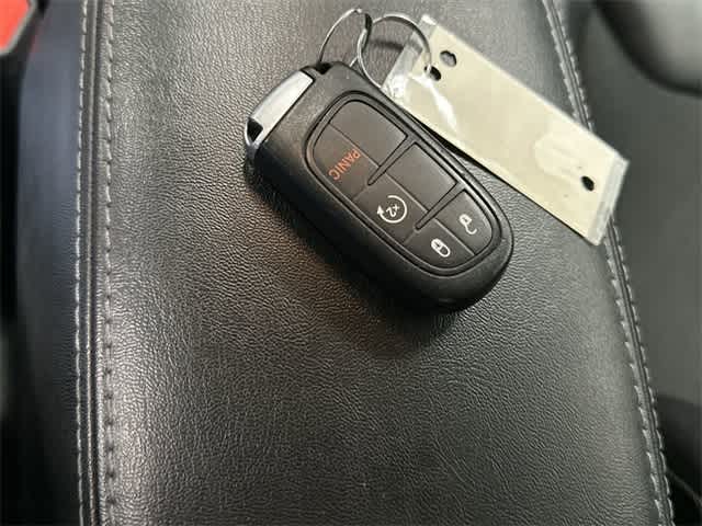 2019 Jeep Cherokee Latitude Plus Light Brownstone Pearlcoat at Turner Chevrolet