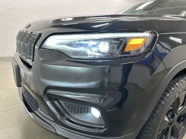 2019 Jeep Cherokee Altitude Diamond Black Crystal Pearlcoat at AutoNation USA Katy