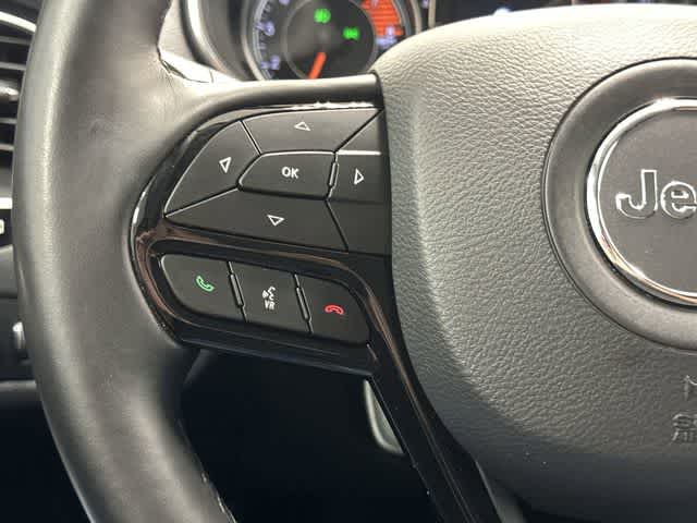 2019 Jeep Cherokee Altitude Diamond Black Crystal Pearlcoat at AutoNation USA Katy