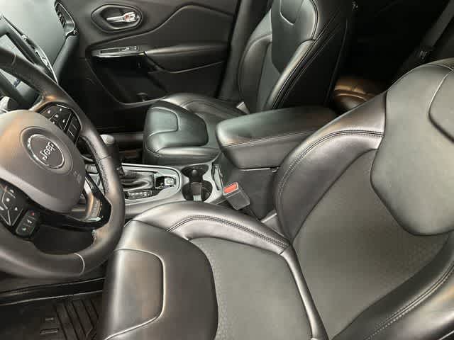 2019 Jeep Cherokee Altitude Diamond Black Crystal Pearlcoat at AutoNation USA Katy