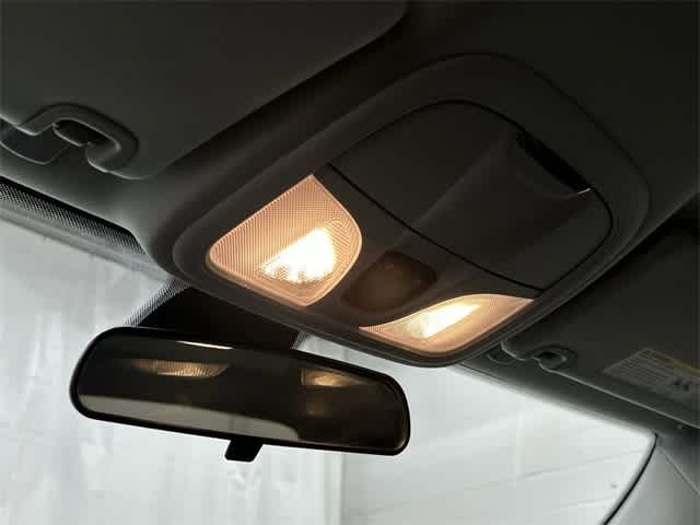 2019 Jeep Cherokee Latitude Plus Granite Crystal Metallic Clearcoat at Tomball Ford