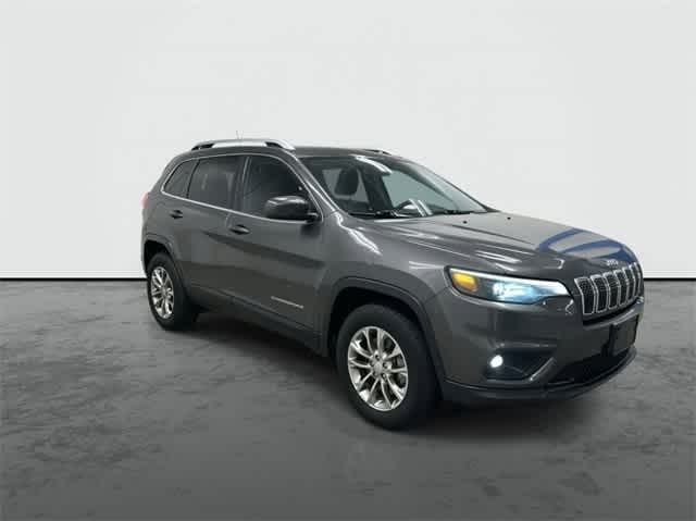 2019 Jeep Cherokee Latitude Plus Granite Crystal Metallic Clearcoat at Tomball Ford