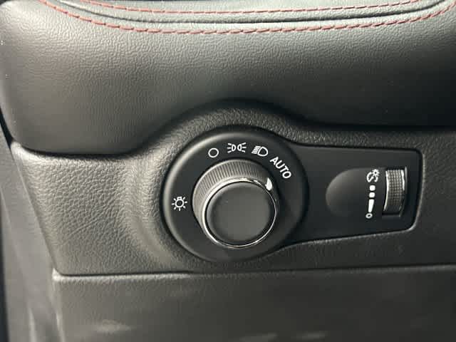 2024 Dodge Durango photo 19 of 33