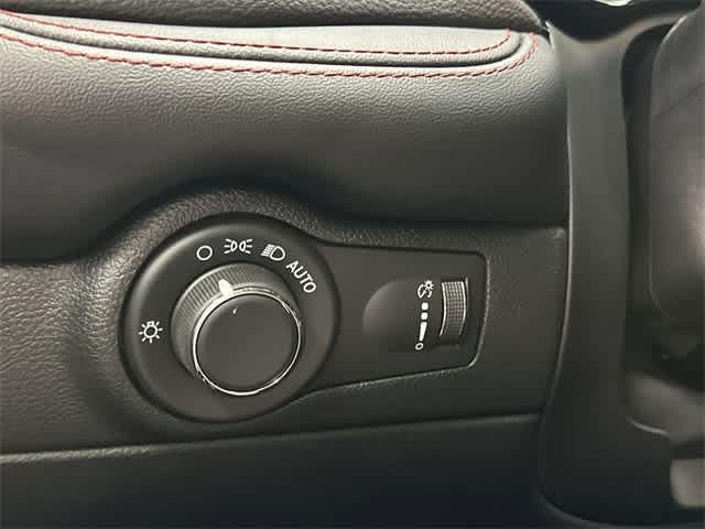 2025 Dodge Durango GT DB Black Clearcoat at Sterling McCall Nissan