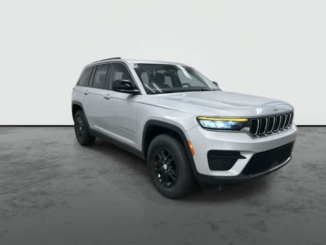 2024 Jeep Grand Cherokee photo 6 of 32