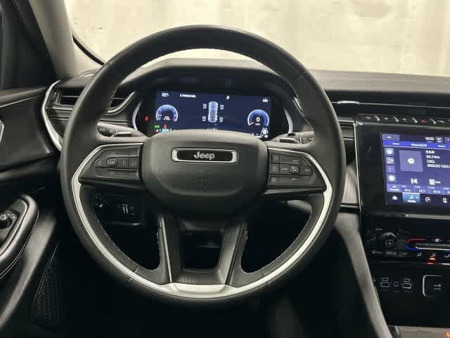 2024 Jeep Grand Cherokee photo 15 of 32