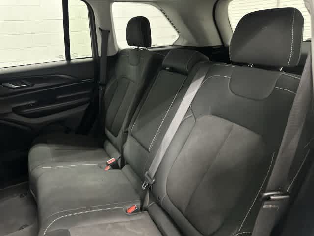2024 Jeep Grand Cherokee photo 14 of 32