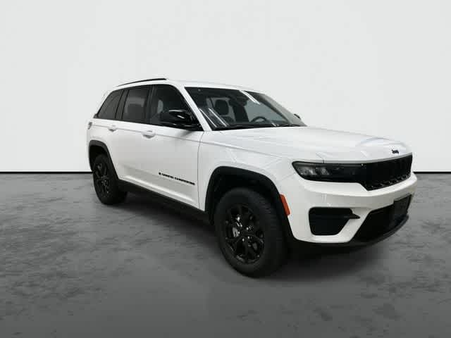2024 Jeep Grand Cherokee Altitude Bright White Clearcoat at Lone Star Chevrolet
