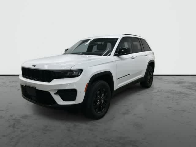 2024 Jeep Grand Cherokee Altitude Bright White Clearcoat at Lone Star Chevrolet