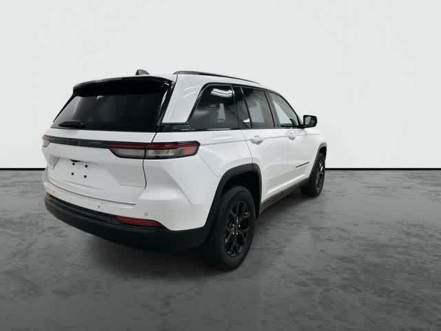 2024 Jeep Grand Cherokee Altitude Bright White Clearcoat at Lone Star Chevrolet