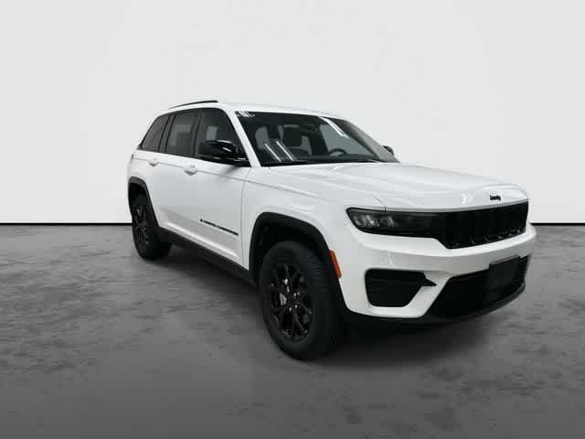 2024 Jeep Grand Cherokee Altitude Bright White Clearcoat at Lone Star Chevrolet