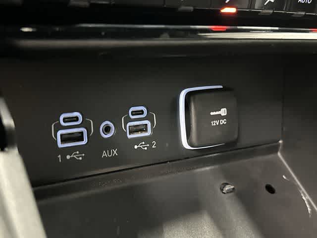 2024 Jeep Grand Cherokee Altitude Bright White Clearcoat at Lone Star Chevrolet