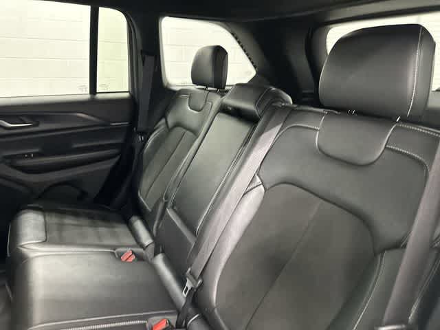 2024 Jeep Grand Cherokee Altitude Bright White Clearcoat at Lone Star Chevrolet