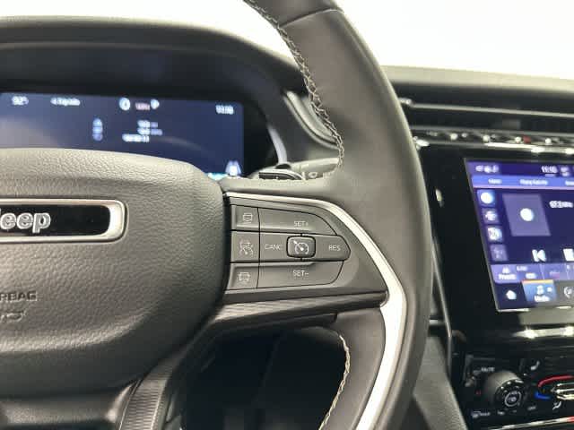 2024 Jeep Grand Cherokee photo 18 of 32