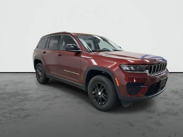 2023 Jeep Grand Cherokee Laredo - 4