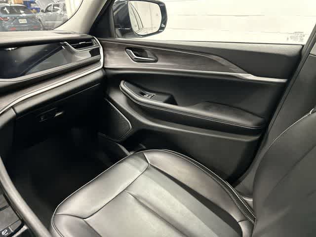 2024 Jeep Grand Cherokee 4xe  Silver Zynith at Mercedes-Benz of Houston North