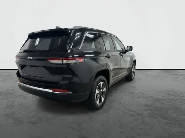 2024 Jeep Grand Cherokee 4xe  Diamond Black Crystal Pearlcoat at Mercedes-Benz of Houston North
