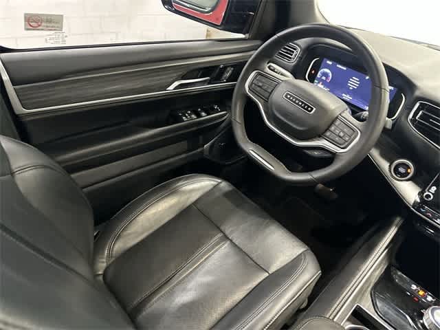 2023 Jeep Wagoneer L Series II - 10