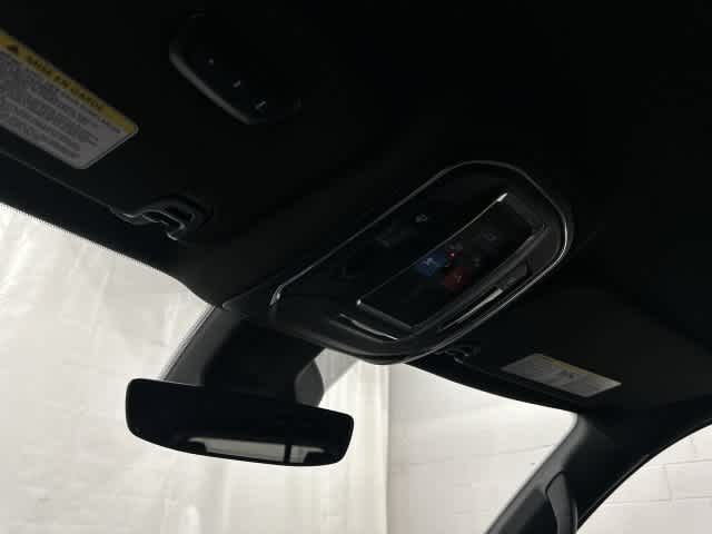 2024 Jeep Wagoneer L photo 21 of 33