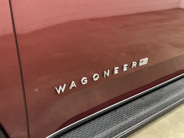 2024 Jeep Wagoneer L photo 31 of 33