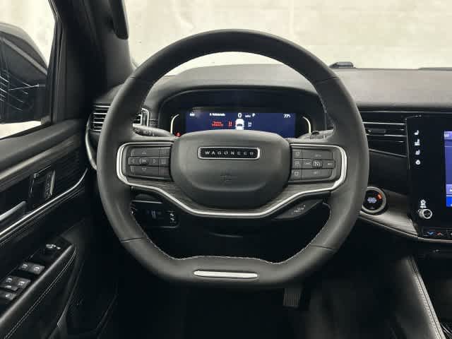 2024 Jeep Wagoneer L photo 15 of 33