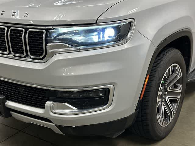 2024 Jeep Wagoneer L Series II Silver Zynith at Friendly Ford Crosby