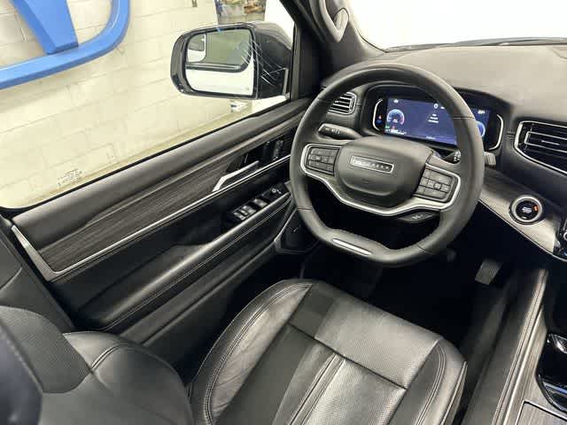 2024 Jeep Wagoneer Series II Bright White Clearcoat at HGreg Houston
