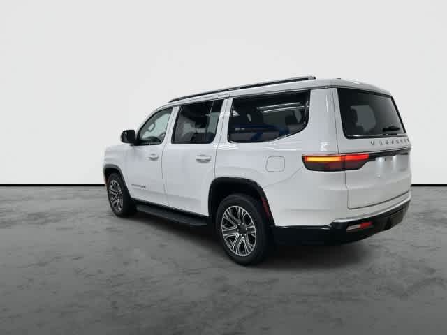 2024 Jeep Wagoneer photo 2 of 33