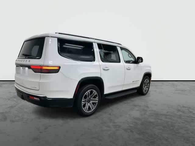 2024 Jeep Wagoneer photo 4 of 33