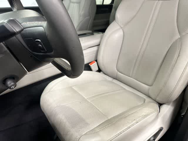 2022 Jeep Wagoneer Series III Diamond Black Crystal Pearlcoat at Lexus of Clear Lake