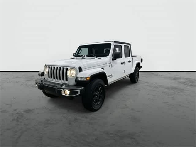 2023 Jeep Gladiator Overland Bright White Clearcoat at AutoNation USA Katy