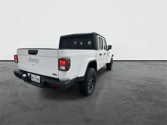 2023 Jeep Gladiator Overland Bright White Clearcoat at AutoNation USA Katy