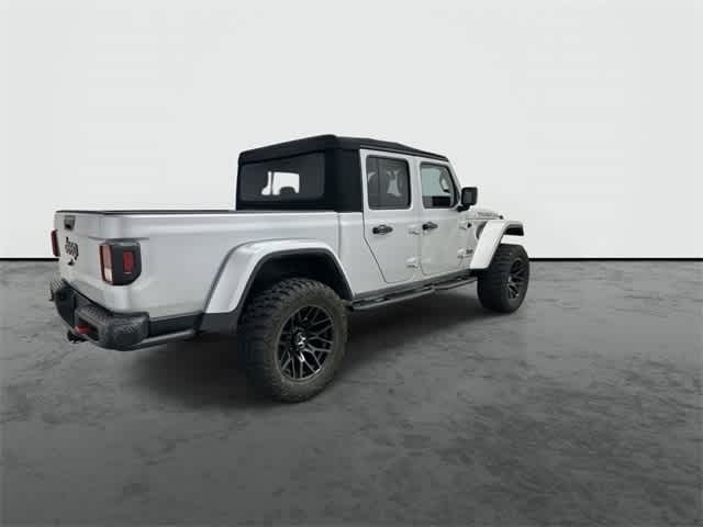 2023 Jeep Gladiator Rubicon Silver Zynith Clearcoat at Lone Star Chevrolet