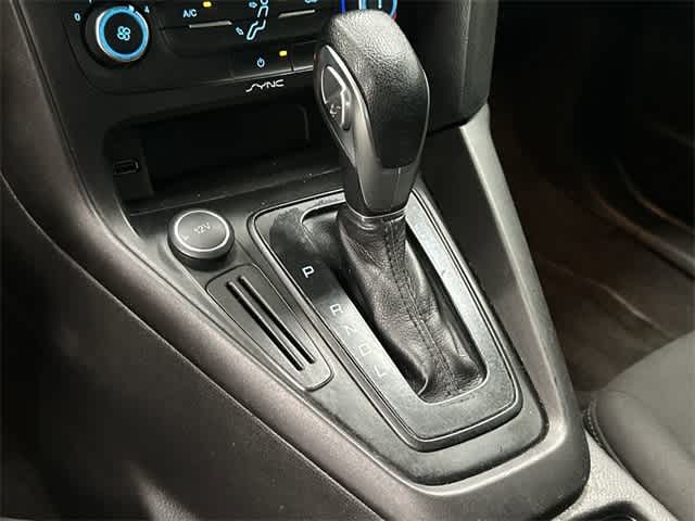 2017 Ford Focus SE White Gold Metallic at HGreg Houston