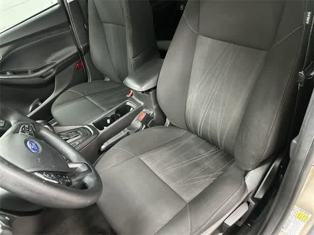 2017 Ford Focus SE White Gold Metallic at HGreg Houston