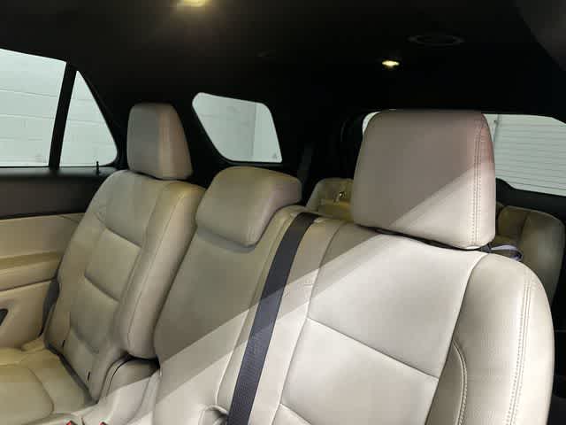 2013 Ford Explorer Base Oxford White at Mac Haik Ford