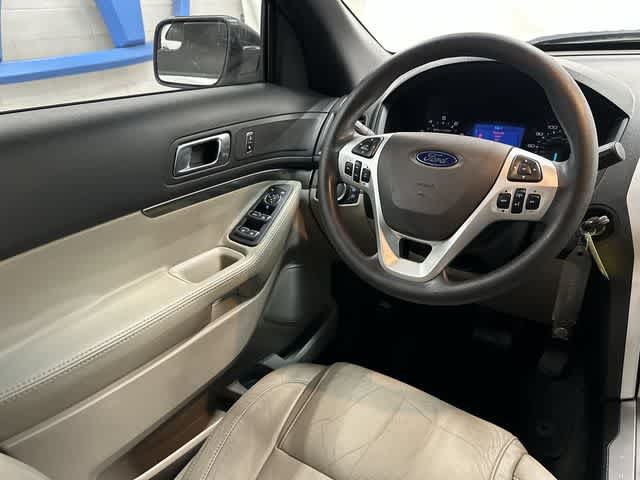 2013 Ford Explorer Base Oxford White at Mac Haik Ford