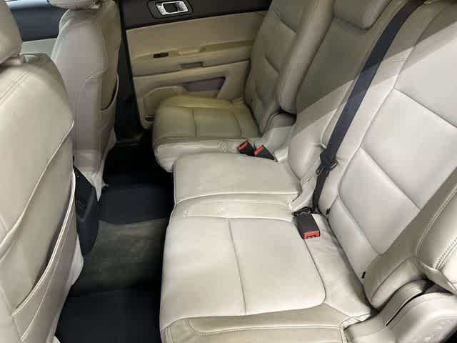 2013 Ford Explorer Base Oxford White at Mac Haik Ford