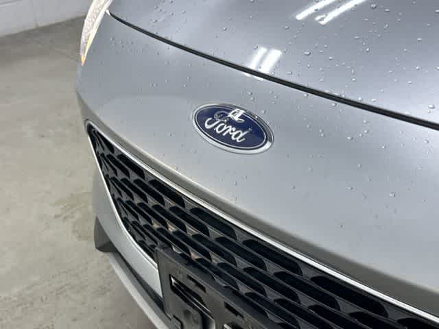 2021 Ford Escape SE Iconic Silver Metallic at Tomball Ford