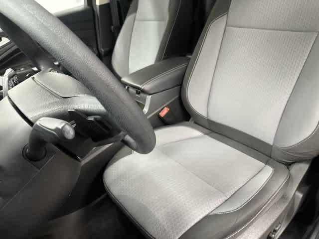 2017 Ford Escape photo 10 of 32