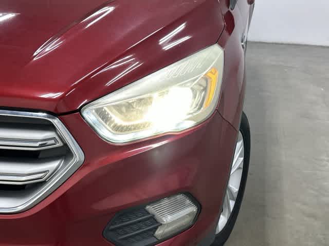 2017 Ford Escape photo 31 of 32