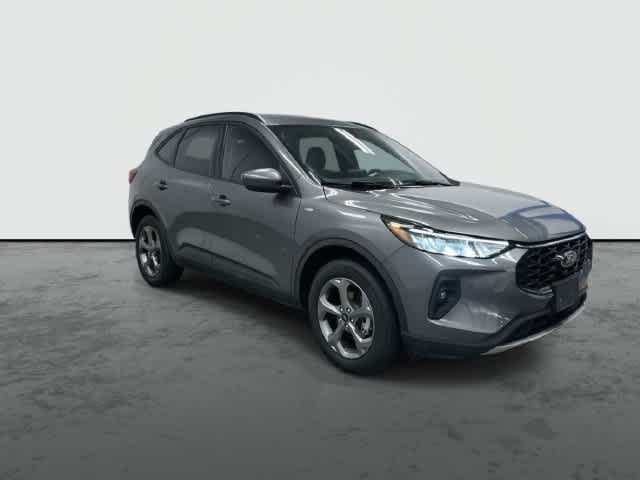 2025 Ford Escape photo 5 of 32
