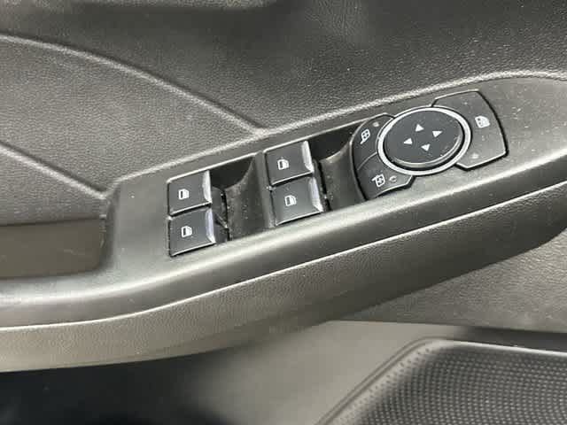 2025 Ford Escape photo 20 of 32