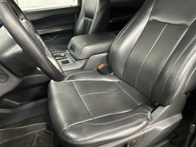 2022 Ford Expedition Max photo 10 of 33