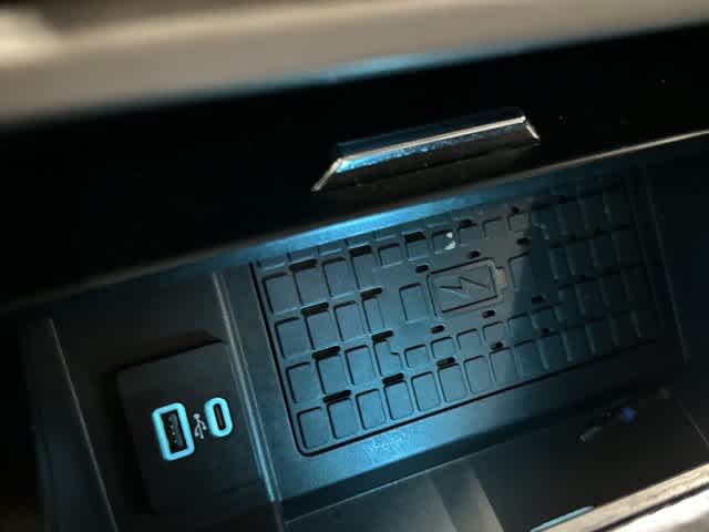 2022 Ford Expedition Max photo 26 of 33