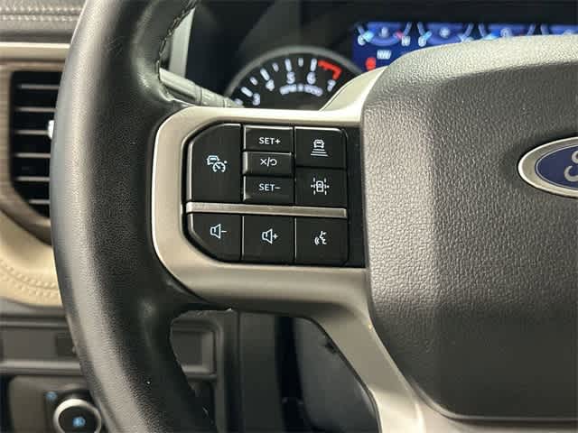 2024 Ford Expedition Limited Jewel Red Metallic Tinted Clearcoat at Mac Haik Ford